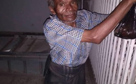 ابناء حي عمر المختار ينعون العم أحمد سالم حارس ومنظف مسجد الشوكاني