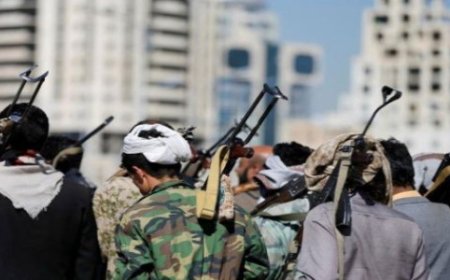 مفاجأة.. مليشيات الحوثي تجبر الطلاب على المشاركة في الدورات العسكرية بجامعة إب