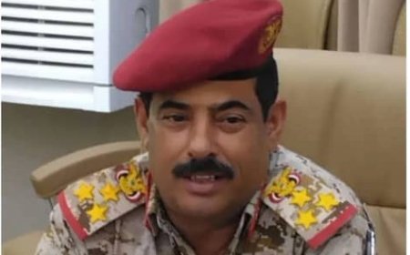 العميد الركن الخضر المزنبر يشاطر محافظ مأرب أحزانه بوفاة ثلاثة من أفراد عائلته