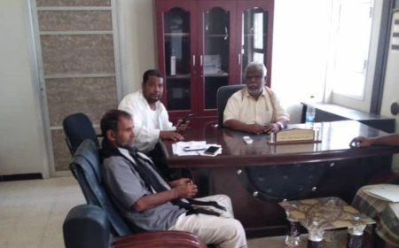 مدير عام ميفعة يلتقي بروك وباكركر لمناقشة الحلول العاجلة لحماية منشآت نادي الكفاح الرياضي من كارثة الصرف الصحي