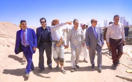 الأمين العام هشله يتفقد مستوى الإنجاز في مشروع إنشاء كلية الطب بجامعة شبوة