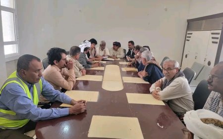 تنفيذاً لتوجيهات المحافظ بن الوزير.. الوكيل باعوضة يترأس لقاءً موسعاً مع مكتب الأشغال وهيئة الأراضي والسلطة المحلية بمديرية ميفعة