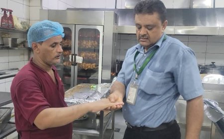 عدن.. تنفيذ حملة ضبط المطاعم والبوفيهات المخالفة للإشتراطات الصحية في المنصورة