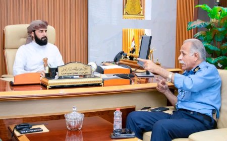 وكيل وزارة الأوقاف يلتقي مدير الجوازات بعدن ويشدد على تسهيل إجراءات الحج لجميع المواطنين في مختلف المحافظات