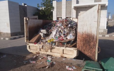 المدحدح يقدم الشكر والتقدير للأخ عوض لبيض مدير صندوق النظافة بأحور على اهتمامه في نقل القمامة من حرم المستشفى