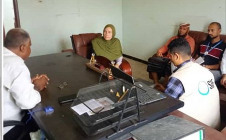 مدير تربية تبن بلحج يلتقي بوفد منظمة الإعانة الإسلامية الفرنسية SIF