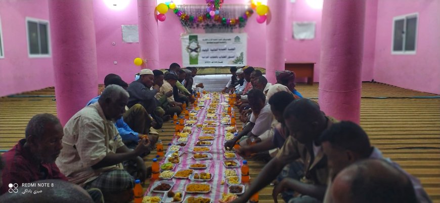 مركز الضياء يقيم الجلسة العيدية الثانية لأولياء أمور الطلاب بالحلقات القرآنية