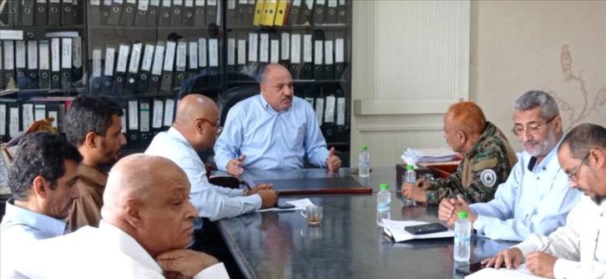 مدير عام الكهرباء يترأس اجتماعاً للتحقيق في أعمال تخريبية استهدفت محطة الحسوة بعدن