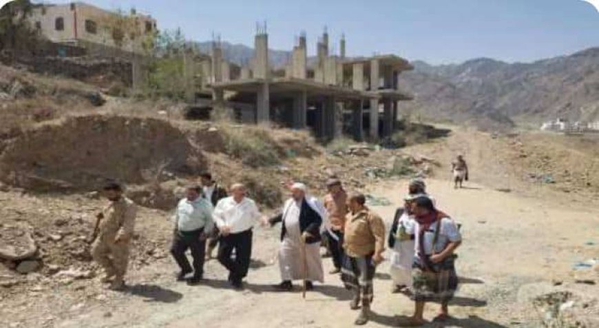 قاض في تعز يتبرع  بأملاكه لإنشاء هذا الأمر.