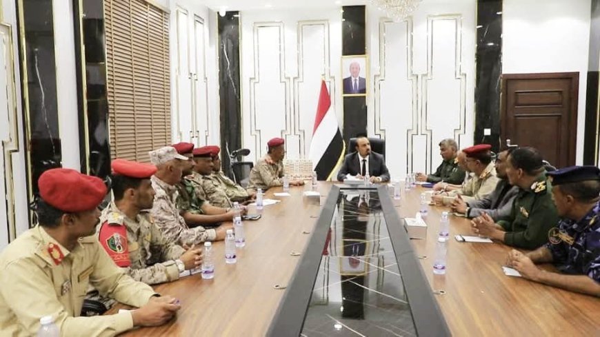أمنية حضرموت تُحذّر من خلق بؤر توتر وتجنيد ونقاط عسكرية خارج الأطر الرسمية وتؤكد أنها ستقف بحزم ضد من يتقمّص دور الدولة