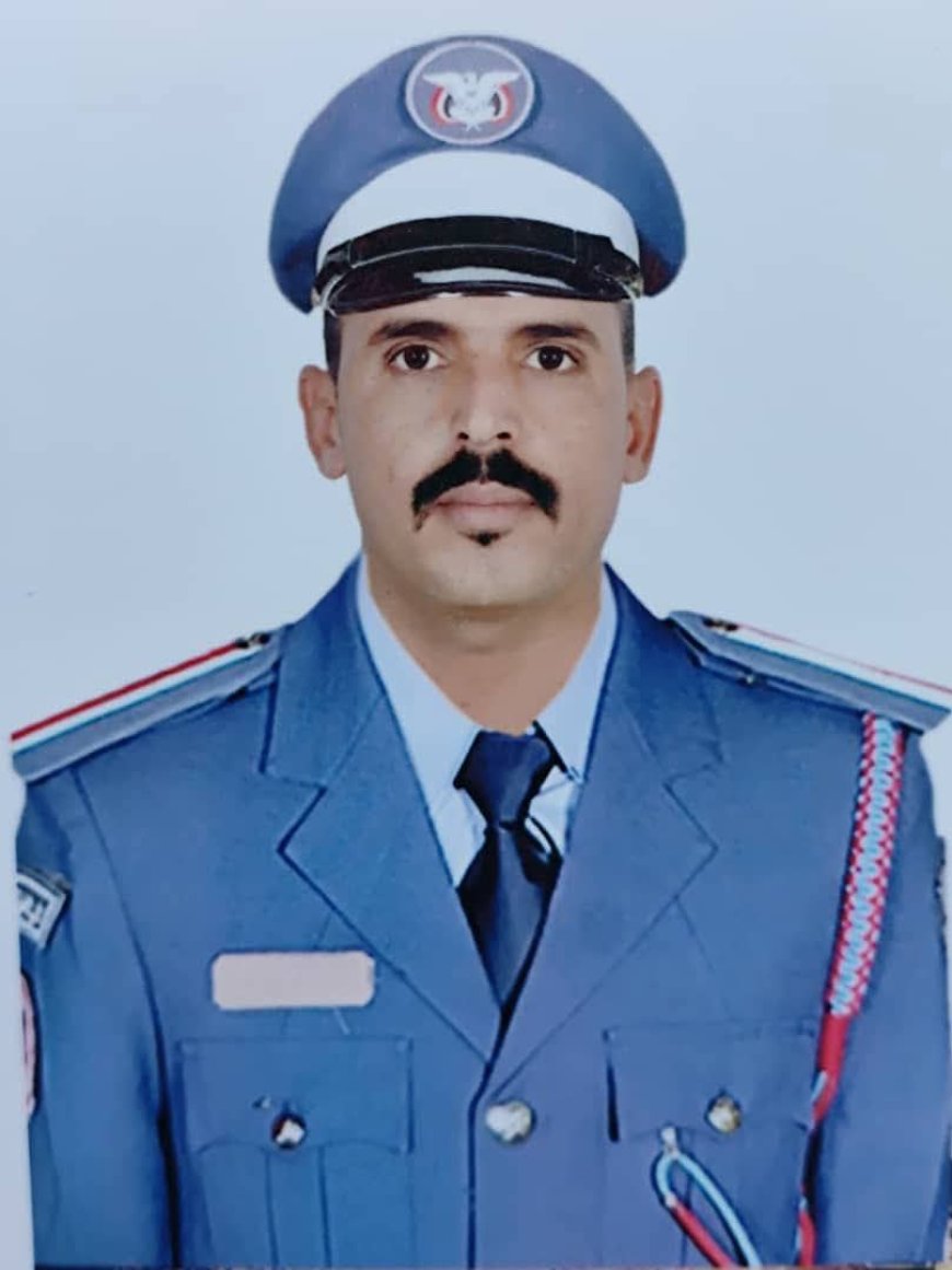 طالب في كلية الطيران والدفاع الجوي بمأرب من أبناء ردفان يعثر على 47 جراماً من الذهب ويعيدها لصاحبها