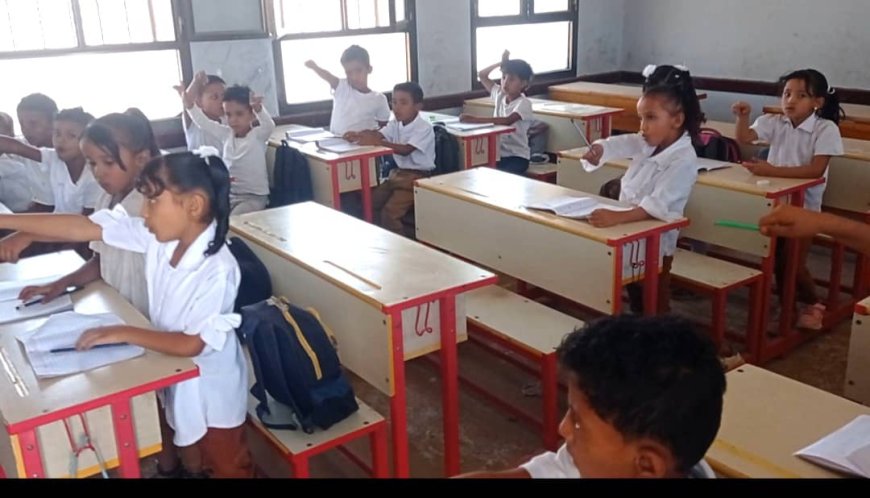 لحج.. مدرسة الزيادي تستأنف العملية التعليمية في أول صباح دراسي