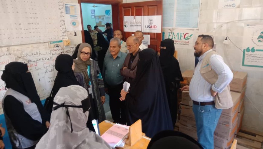نائب مدير عام صحة لحج ومدير عام المركز الوطني للتثقيف بالوزارة يستقبلان وفد منظمة اليونيسيف بمركز الأمومة والطفولة