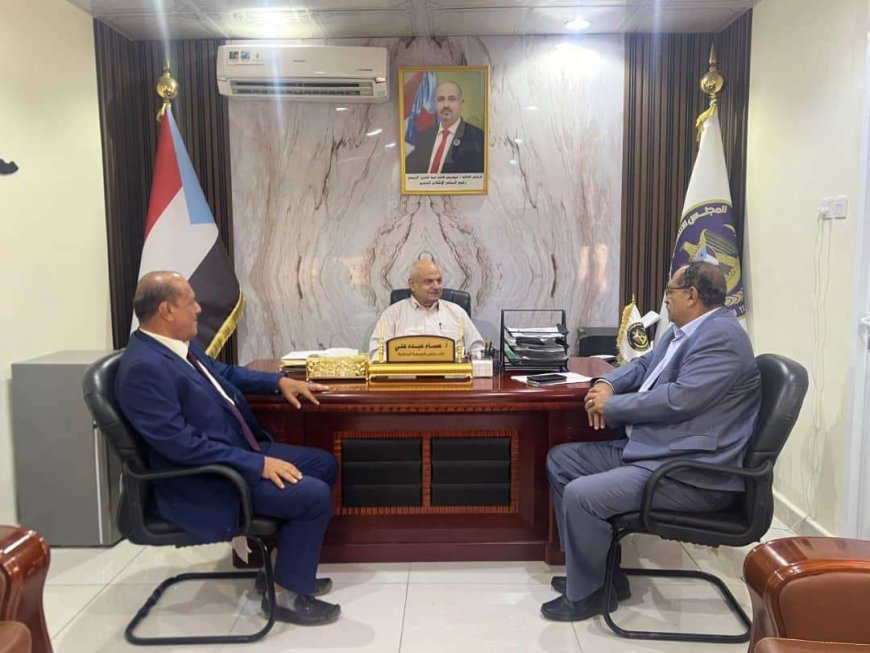 نائب رئيس الجمعية الوطنية يبحث مع نائب محافظ لحج أوضاع المحافظة