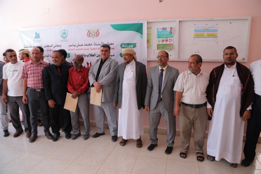 الأمين العام للمجلس المحلي يدشّن أسبوع الطالب الجامعي الثاني بجامعة المهرة
