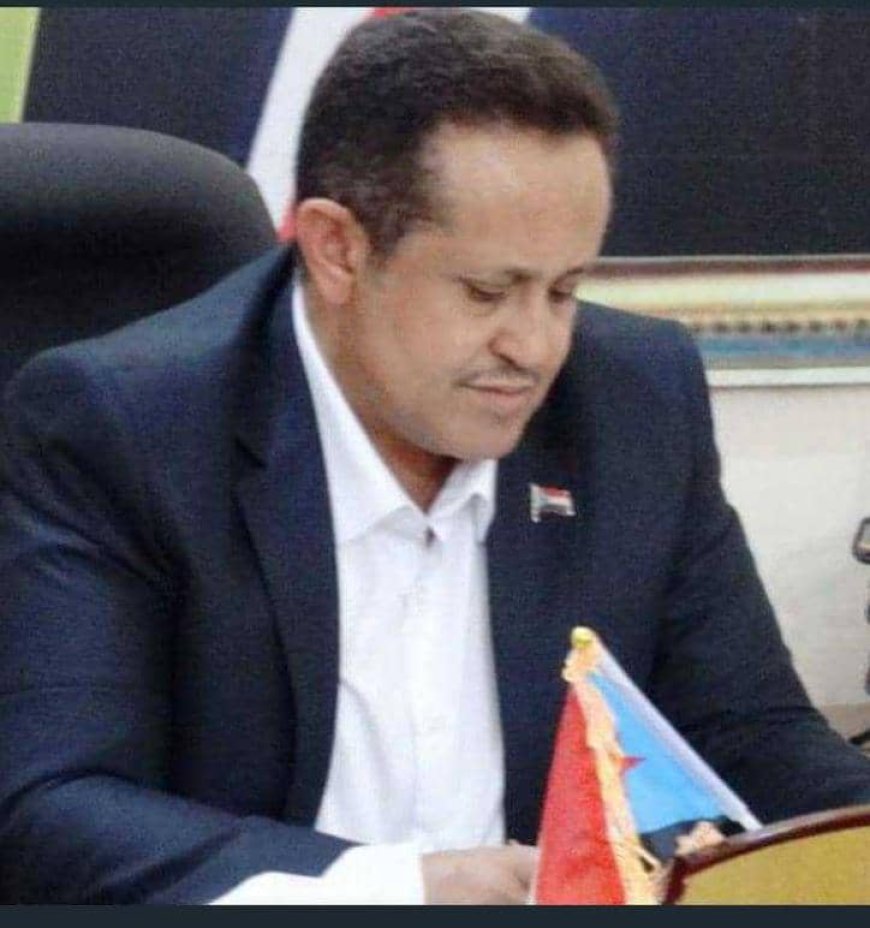 رئيس إنتقالي لحج الحالمي يعزي قائد محور أبين القتالي قائد اللواء الخامس دعم وإسناد العميد مختار النوبي في وفاة عمته