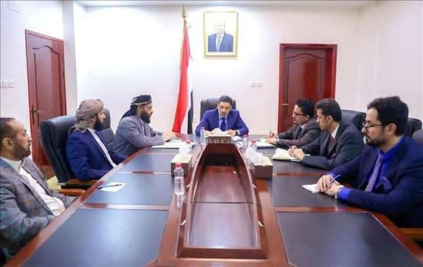 رئيس الوزراء يطّلع على ترتيبات وزارة الأوقاف لموسم الحج 1446هـ