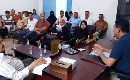 إجتماع موسع يناقش ترتيبات تنفيذ عدد من التدخلات لمكافحة الضنك والحميات في عدن