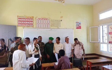 لحج.. مدير عام المسيمير يدشن امتحانات الثانوية العامة في مدارس المديرية