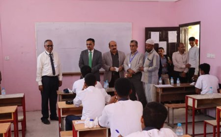 الأمين العام لمحلي حضرموت يدشن امتحانات شهادة إنهاء المرحلة الثانوية العامة للعام الدراسي 2024 – 2025م 