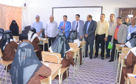 اكثر من 5 آلاف و600 طالب وطالبة يبدؤون الاختبارات النهائية للمرحلة الثانوية العامة بحضرموت الوادي والصحراء