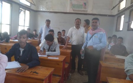 عضو الجمعية الوطنية بالمجلس الانتقالي الجنوبي جمال علي يزور المركز الامتحاني صلاح الدين الأيوبي