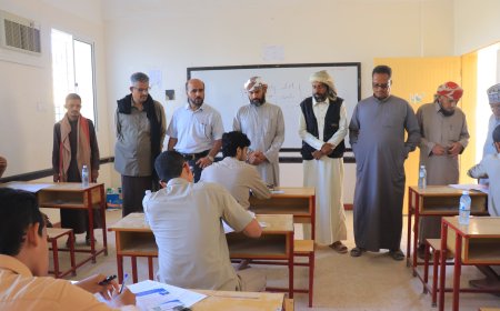 المدير بن حريز يتفقد سير اختبارات إنهاء المرحلة الثانوية العامة بثانويتي الثواب للبنين وسباء للبنات