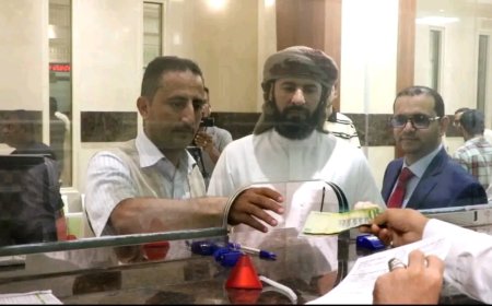 وزارة الأوقاف والإرشاد تبدأ عملية تسليم المبالغ المستردة لحجاج اليمن عن موسم ١٤٤٦هـ