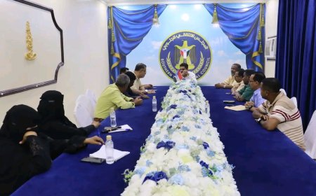 رئيس تنفيذية انتقالي حضرموت يناقش مع أعضاء الجمعية الوطنية آلية العمل المشترك لخدمة المواطنين