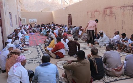 تنصيب الشيخ علي بن ربيّع بن خميس بن كرامة بن عباد الكندي شيخًا لقبيلة آل بن عباد الكِندي بوادي وساحل حضرموت