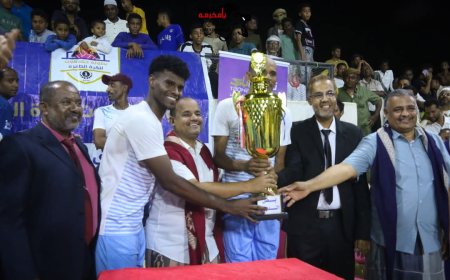 برعاية من بنك التضامن.. شمسان الغيل يُطيح بشباب العنين ويتوج بطلاً لكأس السوبر لبطولة حضرموت للكرة الطائرة للفرق الشعبية