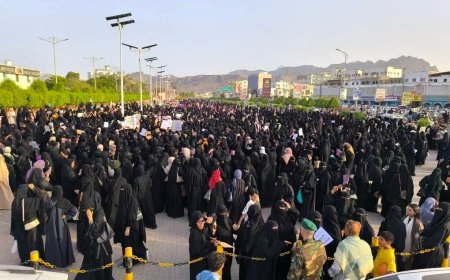 نايف البكري يشيد بصمود المرأة العدنية ويثمن مواقفها الشجاعة في وجه الأزمات ويؤكد : قدّمت تضحيات عظيمة وفقدت أعزاءها في ملحمة الدفاع عن عدن