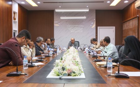 برئاسة المدير باعباد.. اللجنة الإشرافية الفرعية للاختبارات بساحل حضرموت تناقش سير العملية الاختبارية في أسبوعها الأول