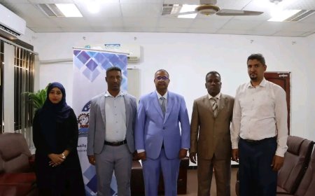 أمام الوزير الزعوري رئيس واعضاء لجنة التحكيم العمالية يؤدون اليمين  ويوجههم بسرعة البت في المنازعات العمالية