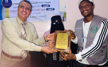 جمعية الوفاء تدشن دورة تدريبية في الأشغال اليدوية والإكسسوارات للكفيفات الجنوبيات عدن