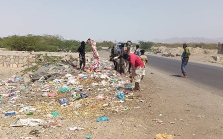 صندوق النظافة بأبين يواصل حملاته في مدينة شقرة الساحلية