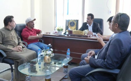 الوكيل الجيلاني يرحب بالاستثمارات الصينية في مجال الطاقة بحضرموت