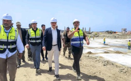 وزير الدولة محافظ عدن يطّلع على سير العمل في مشروع المستشفى الحديث