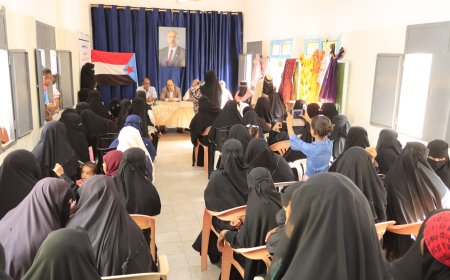 تحت شعار ( حرفتي بيدي ).. مدير عام دارسعد يختتم الدورات التدريبية المتعددة للمهن والحرف اليدوية