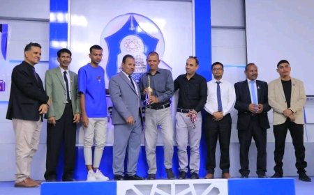 بحضور الوكيل العامري جامعة سيئون تحتفل باختتام الأنشطة الطلابية للعام 2025م