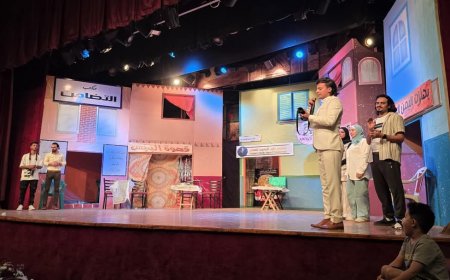 فرقة "مسرح اليمن" تشعل مسرح الشرقاوي بالقاهرة في أول عروضها "البحر يتكلم عربي":