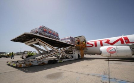 مطار عدن الدولي يستقبل شحنة "أمل'" مقدمة من اليونيسيف