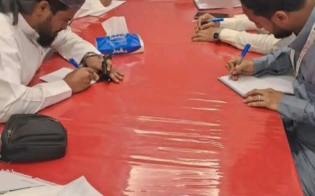 رئيس لجنة المدينة المنورة يعقد اجتماعًا باللجان الميدانية