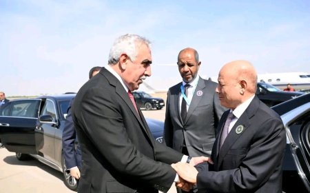 رئيس مجلس القيادة يغادر بغداد بعد مشاركته في أعمال القمة العربية