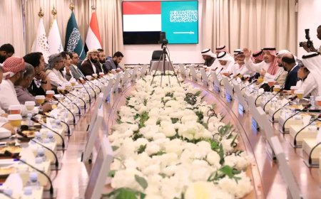 مكتب شؤون الحجاج يناقش مع شركة ضيوف البيت آخر ترتيبات خدمة حجاج الموسم ١٤٤٦هـ
