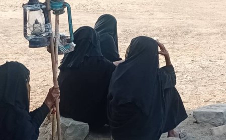 نساء شقرة ينظمن وقفة احتجاجية تضامنًا مع ثورة النساء في عدن وأبين ولحج