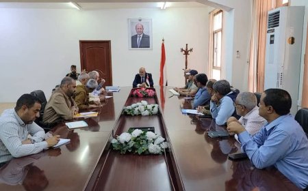 اجتماع بتعز يناقش المراحل النهائية لمشروع "مستر بلان" المخا