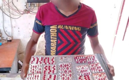 قوات الحزام الأمني بلحج تضبط مروجاً وبحوزته كمية من الحبوب المخدرة