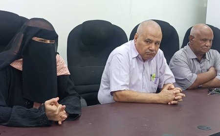 مكتب الصحة بعدن ينظم دورات تدريبية لإدارة حالات الكوليرا ومكافحة العدوى والتخلص من النفايات الطبية