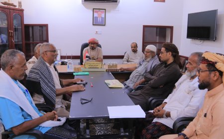 مدير عام شبام يطّلع على تحضيرات مهرجان "مودة ورحمة" للزواج الجماعي الأول بمنطقة بحيرة بالمديرية